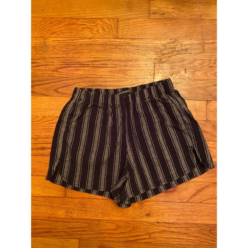 Brandy Melville shorts